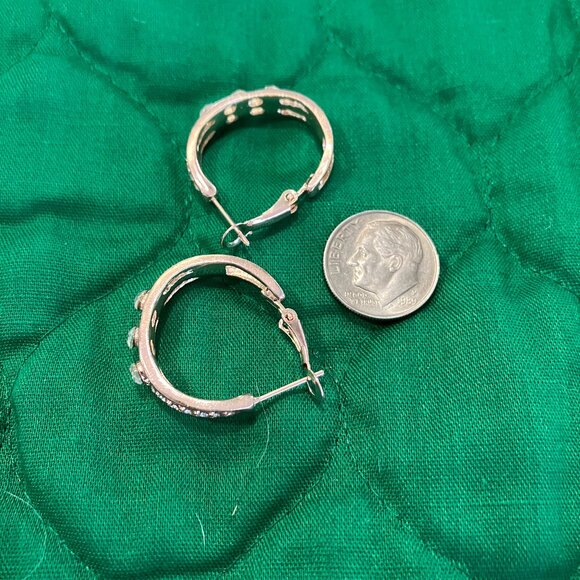 Rose Gold Rhinestone Hoop Earrings NEW - Picture 3 of 3